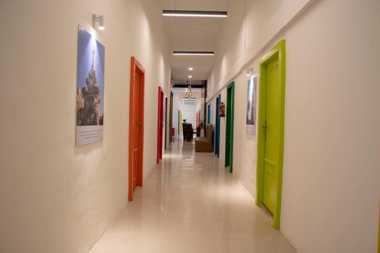Empire Royale Hotel Mumbai Kültér fotó